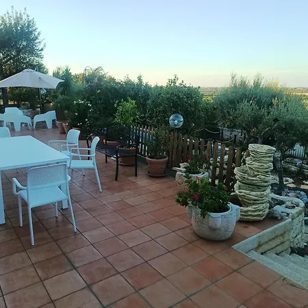 Lanterna Villa *